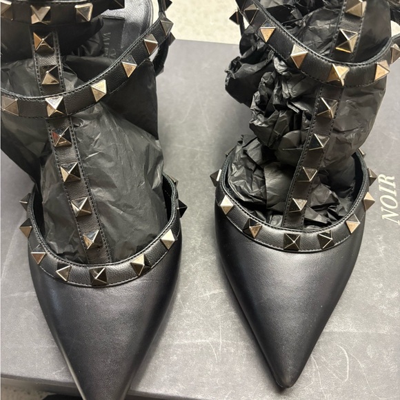 Valentino Garavani Shoes - Valentino caged heel rockstud pumps sz 37